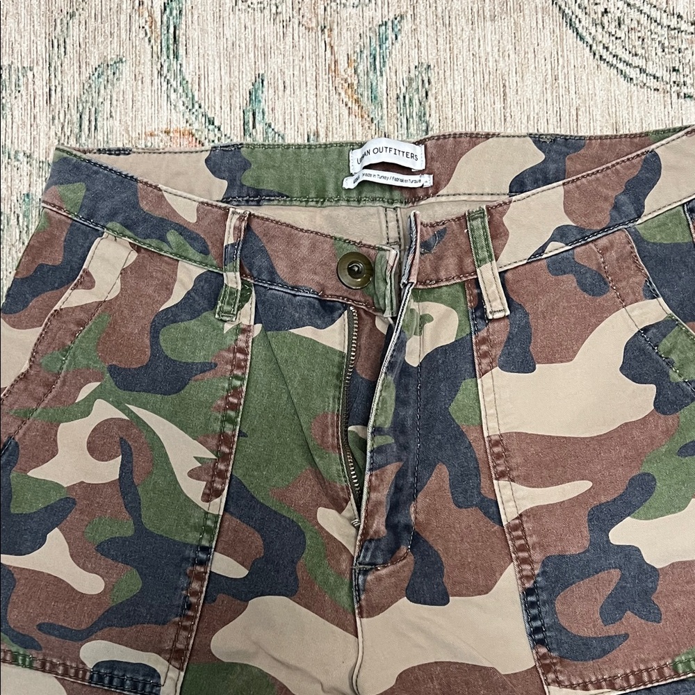 Urban Outfitters Camouflage Cargo Joggers - Picture 2 of 6